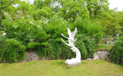 怀化学院·鹤舞长天