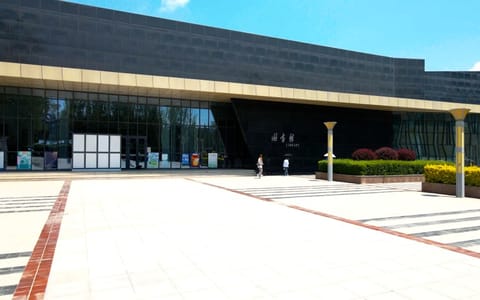 青海大学·图书馆