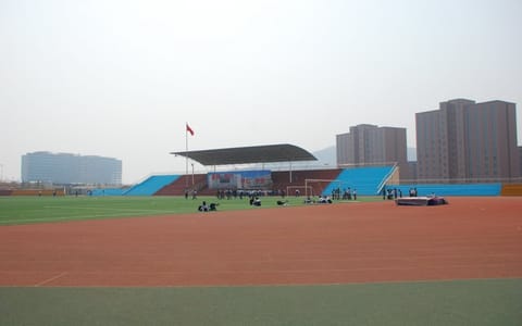 大连医科大学中山学院·体育场