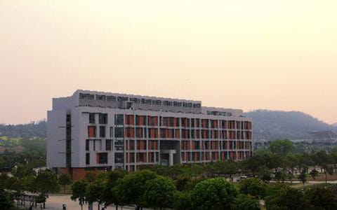 淮南师范学院·b0704c7c-0550-47f3-8