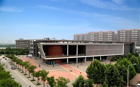 河南财经政法大学·二餐厅