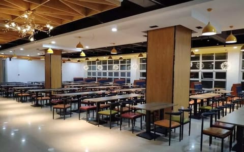 大连外国语大学·泉润佰合餐厅2