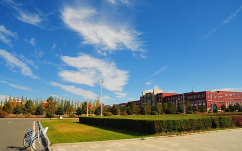 内蒙古师范大学（呼和浩特）·校园风光图片