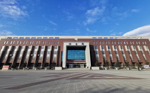 长春人文学院·东北师范大学人文学院校园风光1