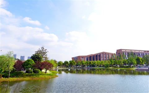 长沙师范学院·北校区荷花池