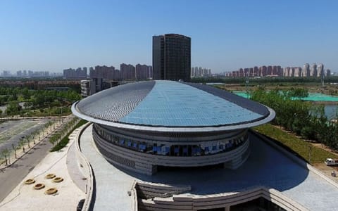 天津商业大学·体育馆