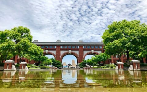 华东政法大学·校园风光