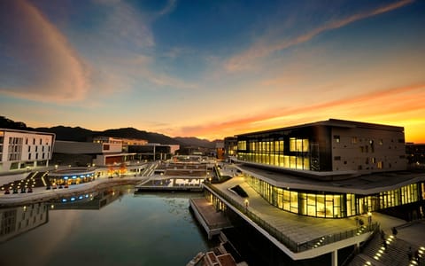 北师香港浸会大学·学校黄昏