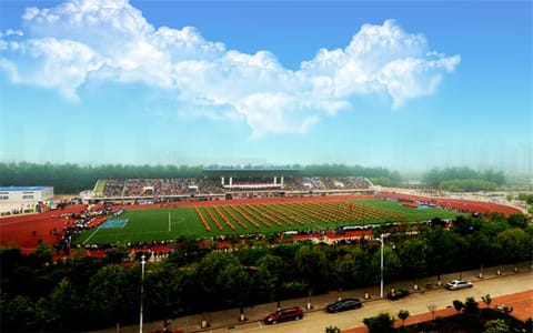 新乡学院·操场全景