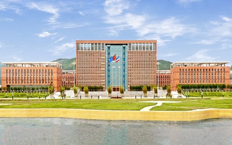 珠海科技学院·图书馆