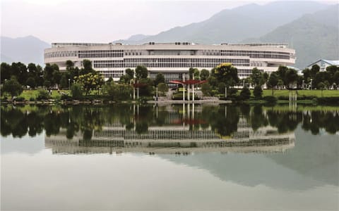 桂林电子科技大学·花江校区3