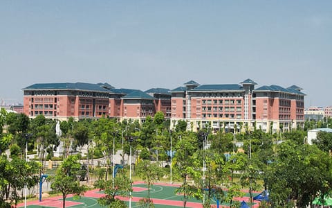 广州新华学院·东莞校区01