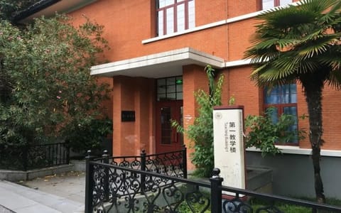 东华大学·校园风光
