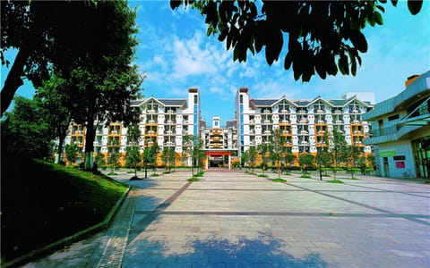 重庆科技大学·远看图