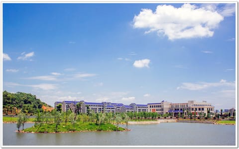 南华大学·雁栖湖