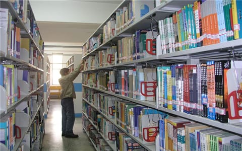 武汉职业技术大学·图书室