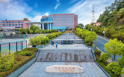 湖北汽车工业学院·校园风光