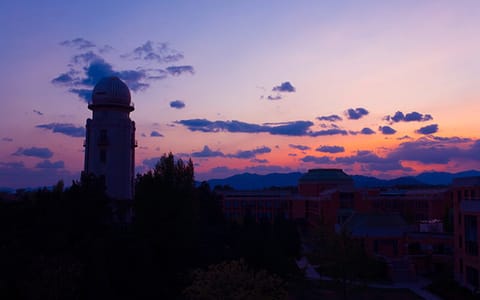 清华大学·气象台