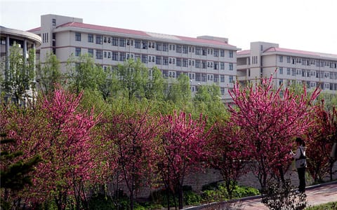 山东中医药大学·校园风光2