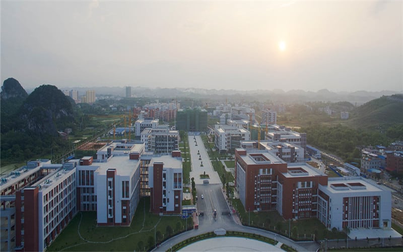 桂林师范学院（原桂林师范高等专科学校）主图·校园风光3
