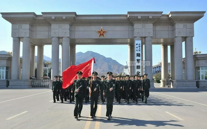 陆军防化学院主图·门