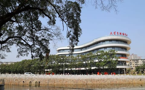 广西大学·大学生活动中心