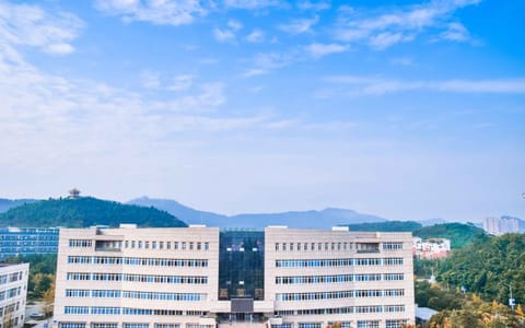西华师范大学·楼