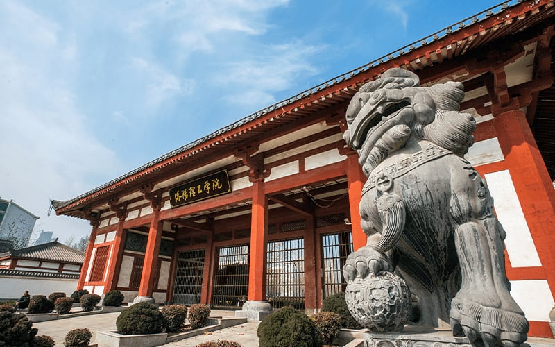 洛阳理工学院主图·校门