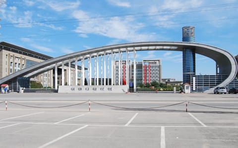 沈阳工程学院·校门