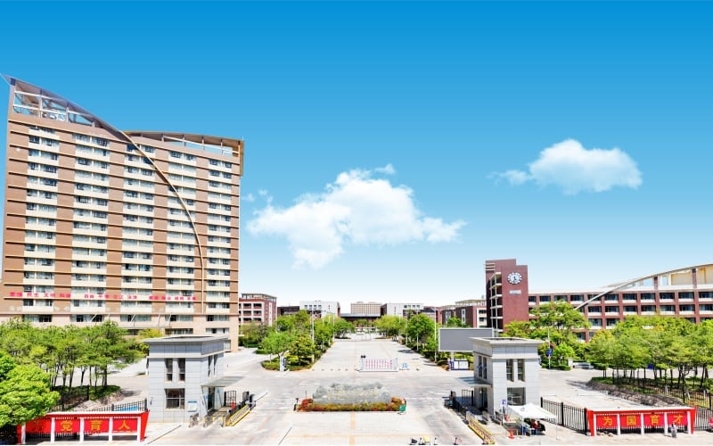 昆明医科大学海源学院主图·校园风光