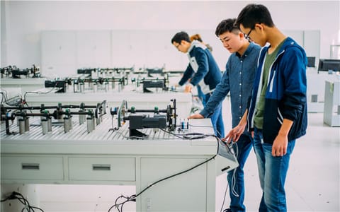 重庆移通学院·机械实验室