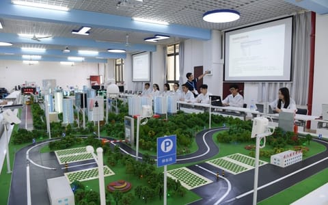南宁学院·智能交通实训室