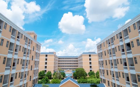 湛江科技学院·麻章校区宿舍楼