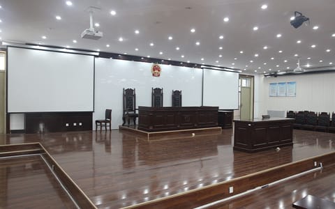 商丘师范学院·16法学院模拟法庭