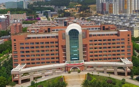 云南财经大学·主楼