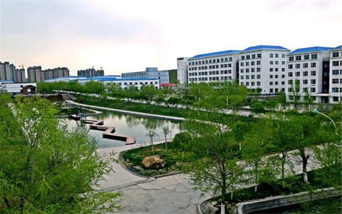 新疆天山职业技术大学·校园风光1