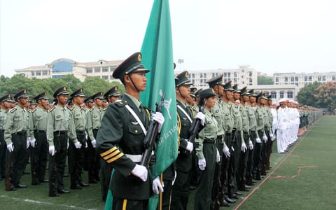 中南林业科技大学·军训检阅