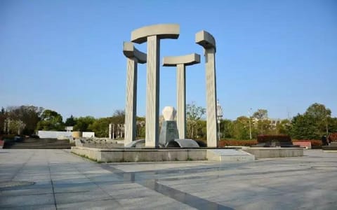江西农业大学·雕塑