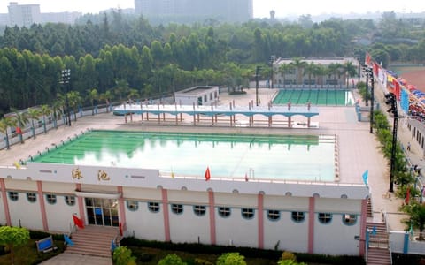 岭南师范学院·游泳池