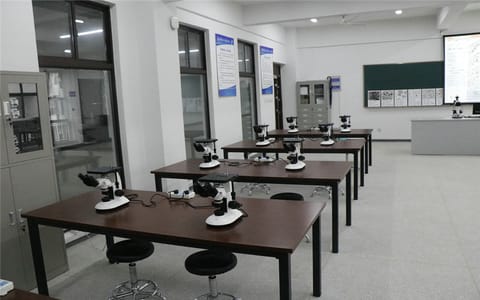 马鞍山学院·实验室