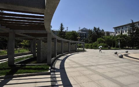 北京物资学院·广场