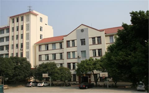 桂林医科大学·乐群校区图书馆