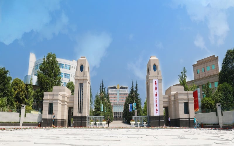 西华师范大学主图·西华师范大学2