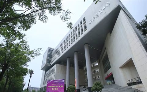 湖北工业大学·实习实训中心