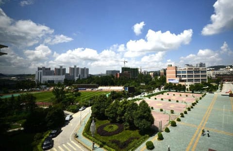 贵州警察学院·校园一角
