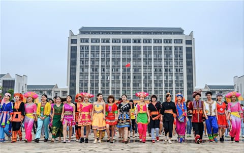 广西科技师范学院·学子风采