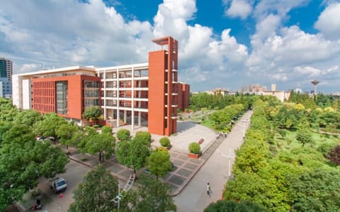 长江大学·11教