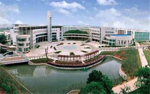 湖北经济学院法商学院·校园鸟瞰