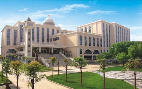 湖北商贸学院(武汉)▲·图书馆