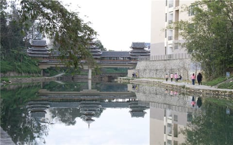 广西民族大学·相思风雨桥